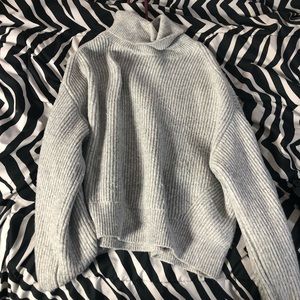 HM oversized sweater